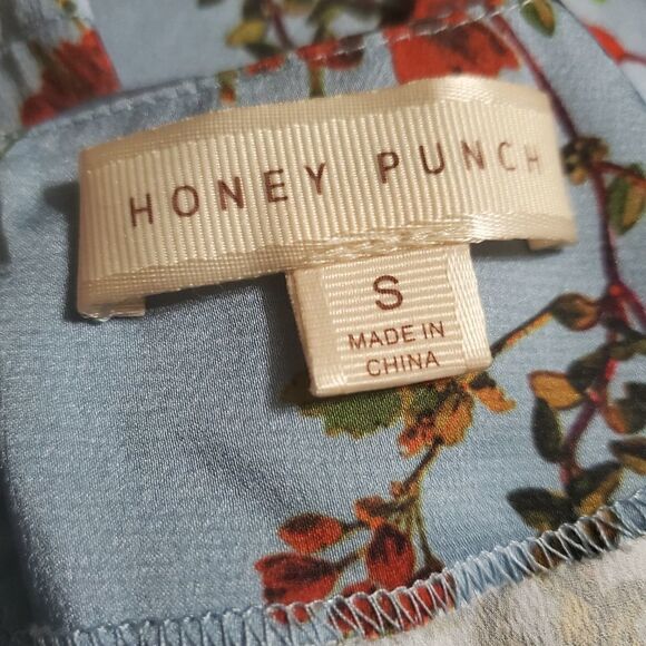 Honey Punch Blue Floral Long Sleeve Top - Picture 5 of 5